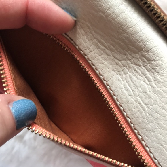 Fossil color block tan red trifold wallet clutch - Picture 12 of 12